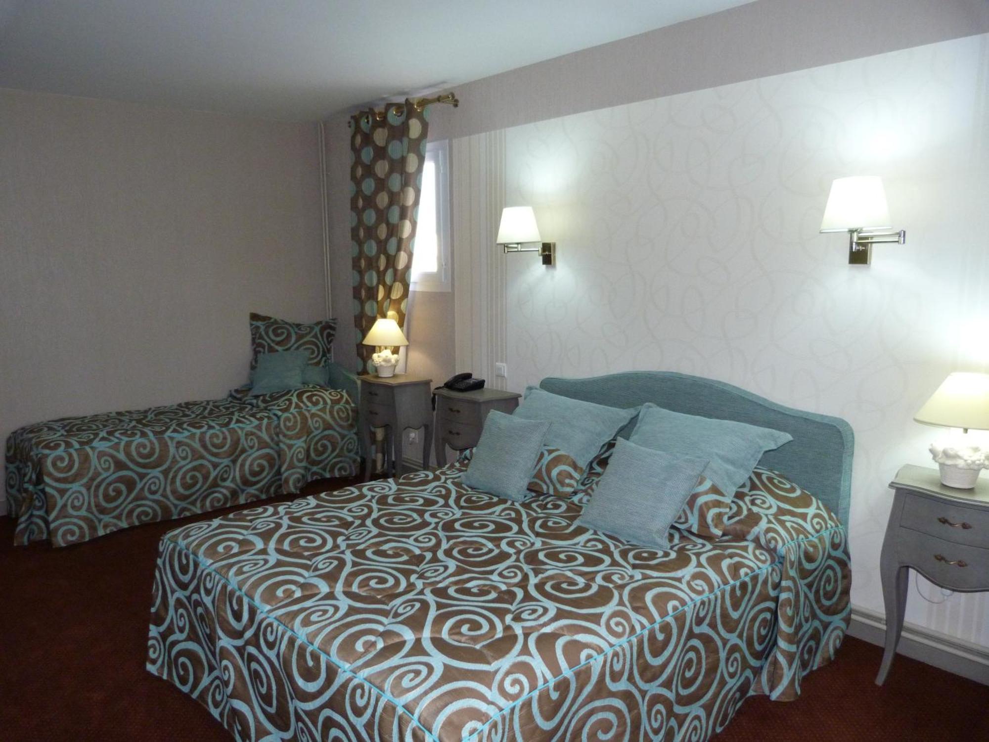 Hotel Le Gue Du Holme Saint-Quentin-sur-le-Homme Екстер'єр фото