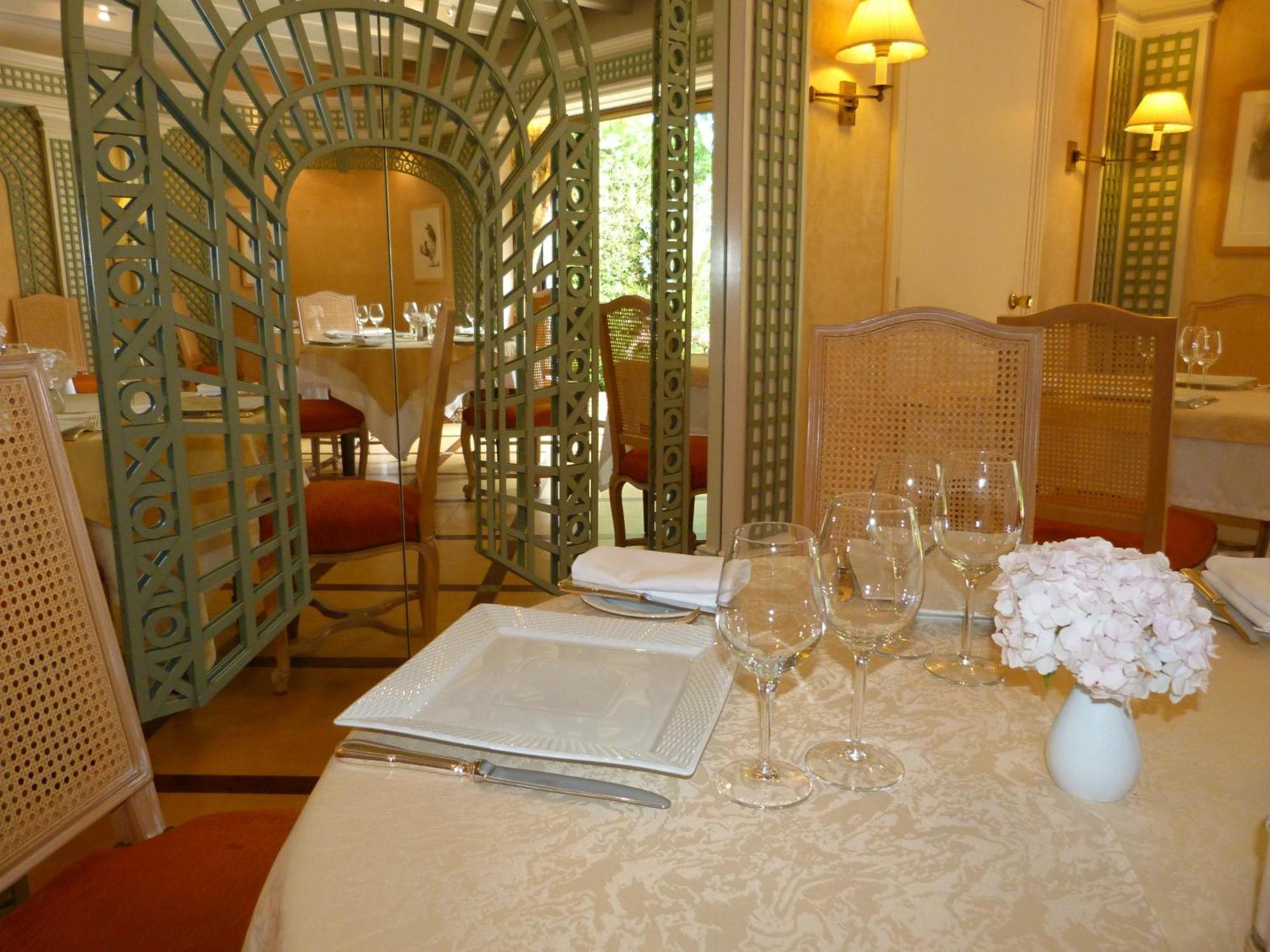 Hotel Le Gue Du Holme Saint-Quentin-sur-le-Homme Екстер'єр фото